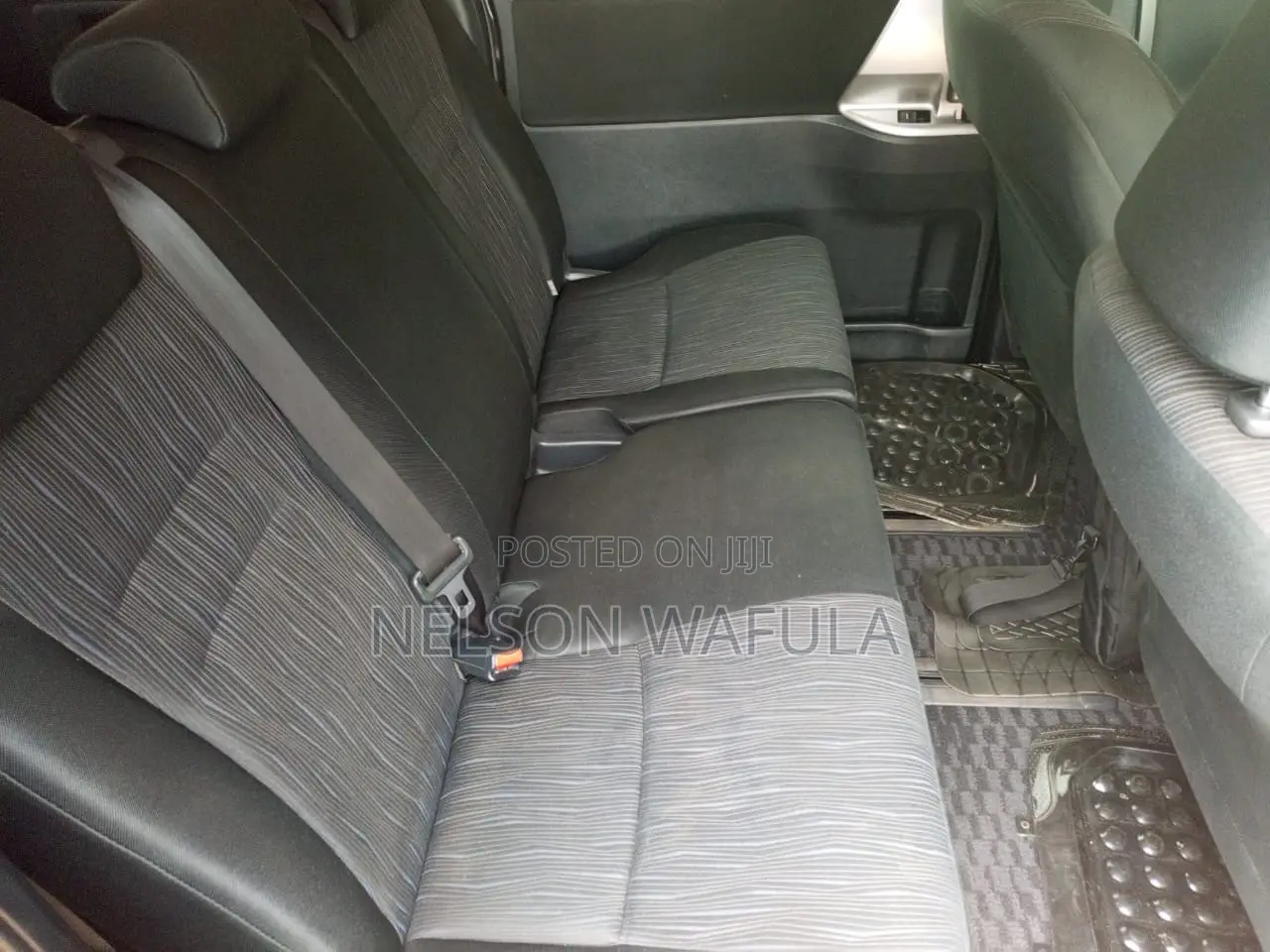Toyota Noah 2012 Black