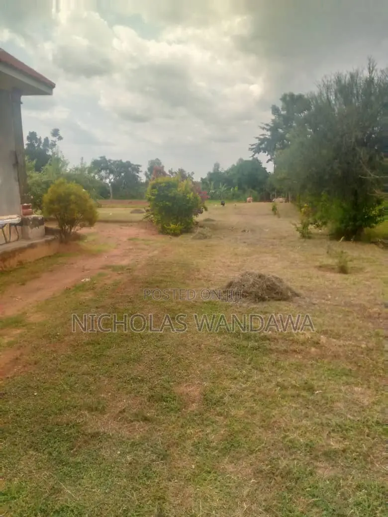 5bdrm Bungalow in Mbale for sale