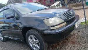 Toyota Harrier 2003 Black