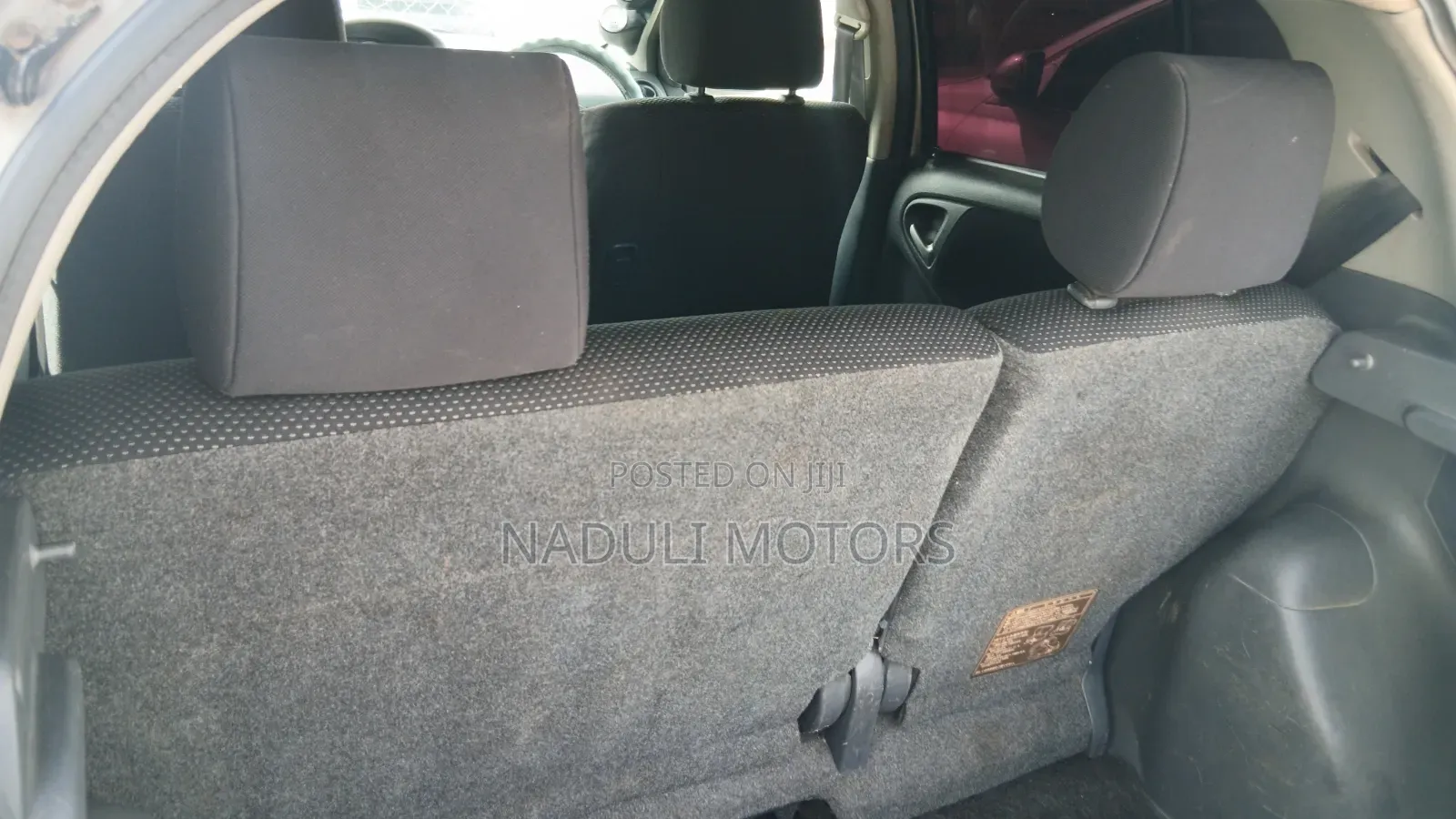 Toyota Vitz 2005 Silver