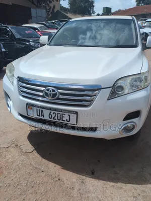 Toyota Vanguard 2009 White