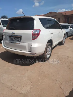Toyota Vanguard 2009 White