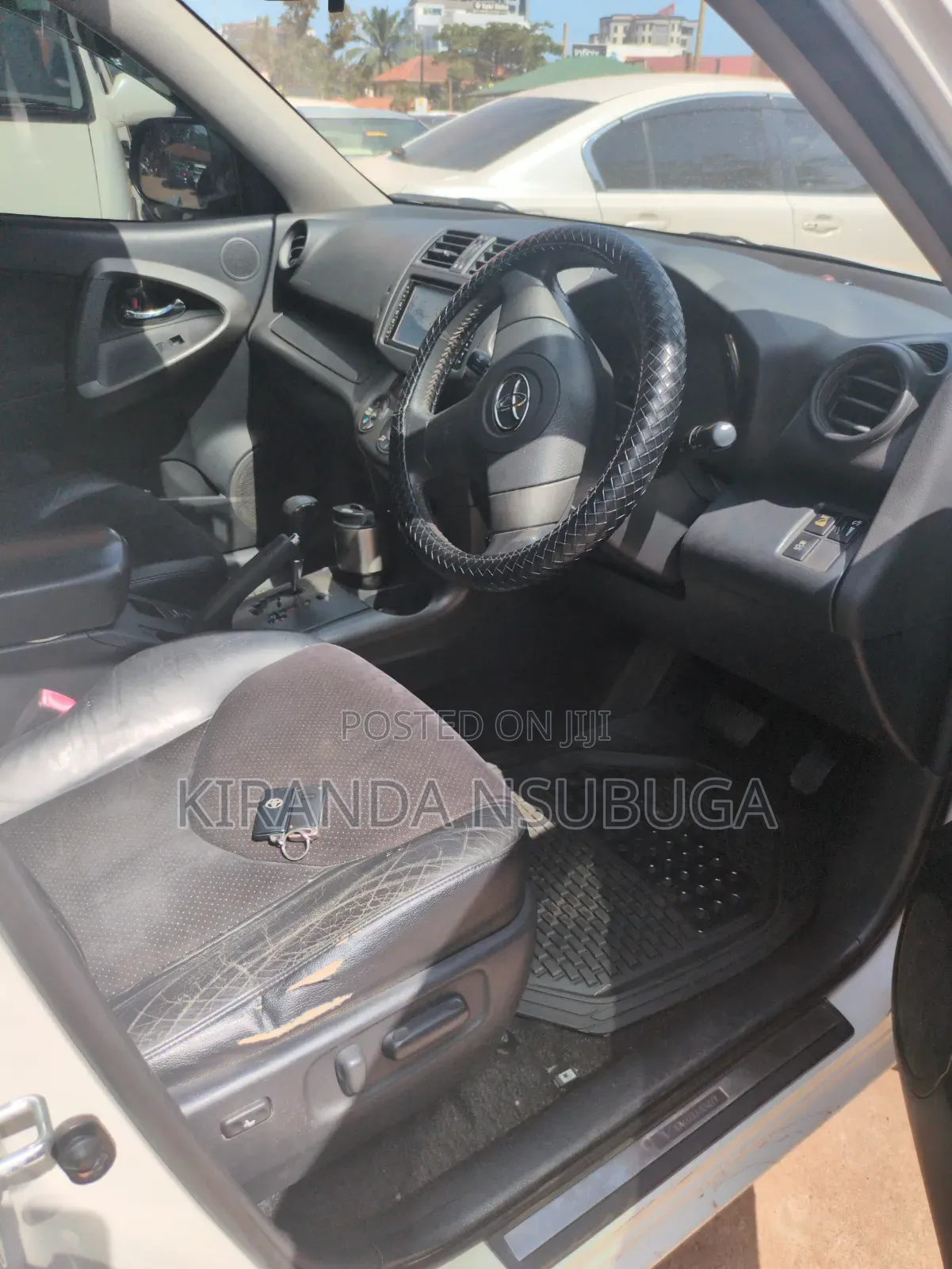 Toyota Vanguard 2009 White