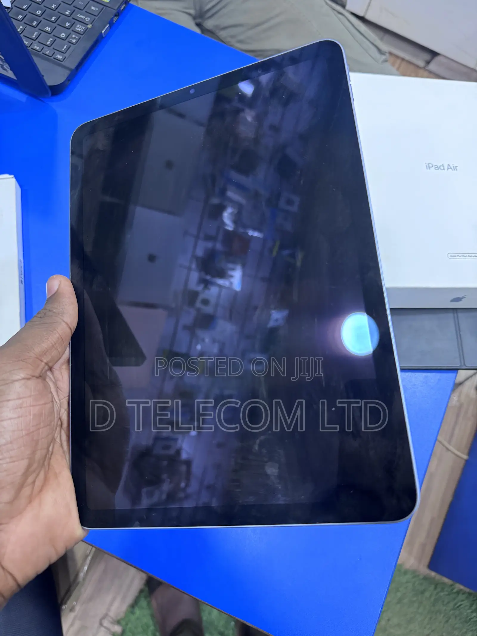 Apple iPad Air (2022) 256 GB Gray