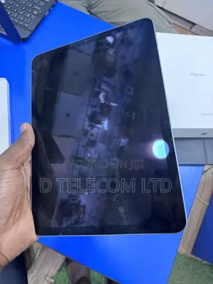Apple iPad Air (2022) 256 GB Gray
