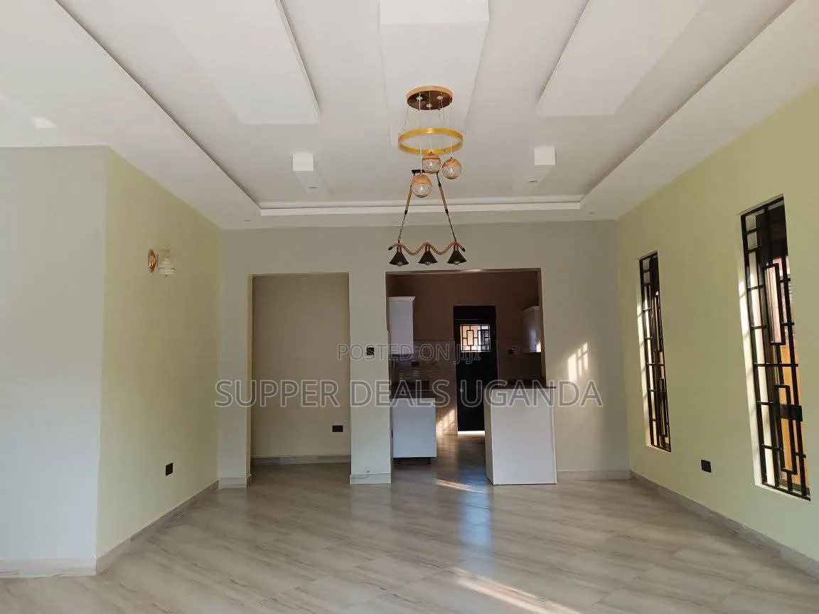3bdrm Bungalow in Kisaasi, Nakawa for rent