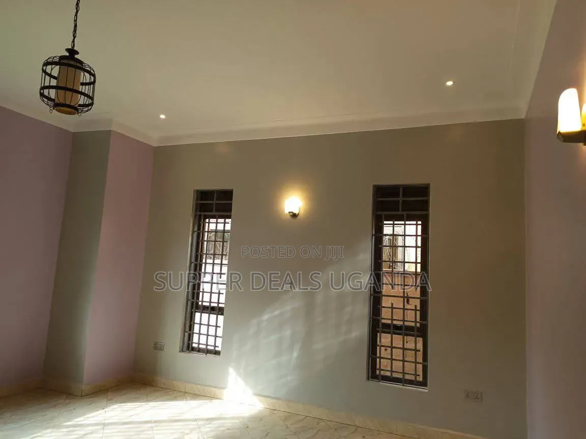 3bdrm Bungalow in Kisaasi, Nakawa for rent