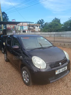 Toyota Passo 1.3 FWD 2011 Maroon