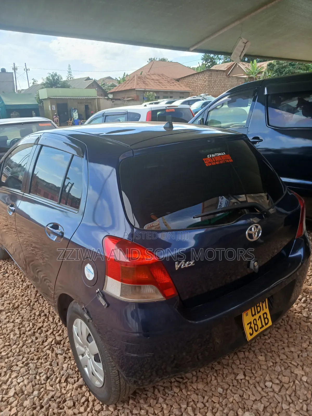 Toyota Vitz 1.3 AWD 5dr 2011 Blue
