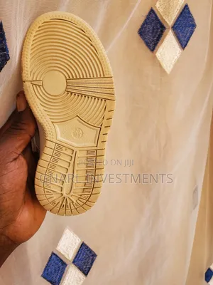 Toddler Size 26 Shoe
