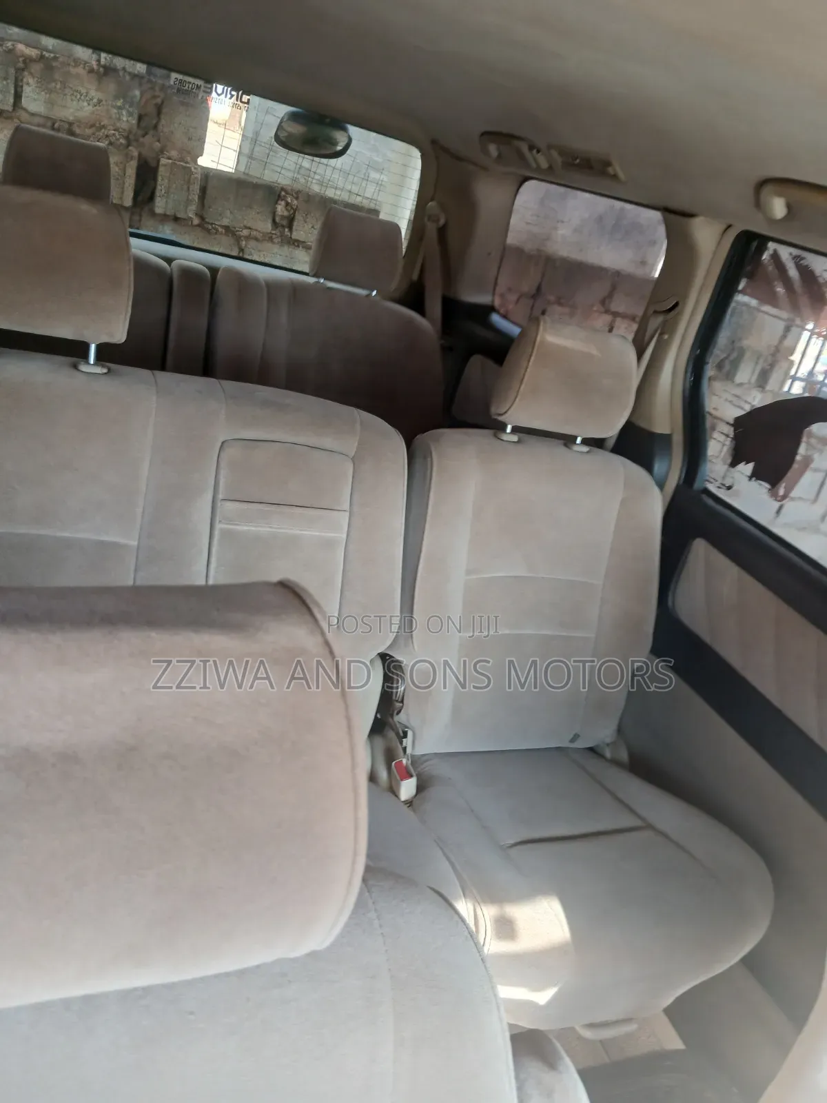 Toyota Alphard 2.4 Petrol FWD 2006 Black