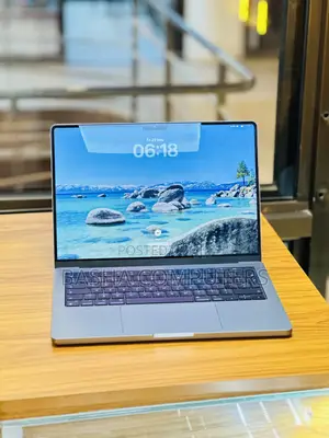 New Laptop Apple MacBook Pro 2020 M1 16GB Apple M1 Pro SSD 1T