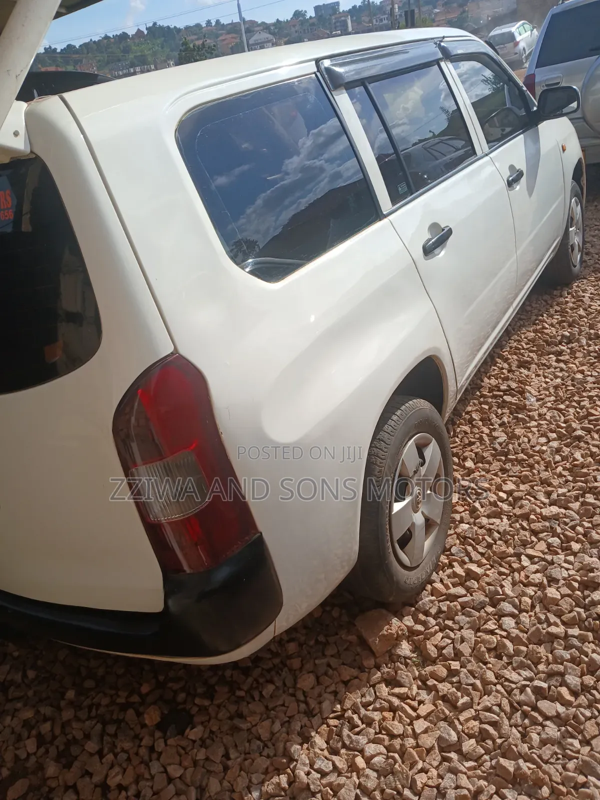 Toyota Probox 1.3 DX 2WD 2013 Silver