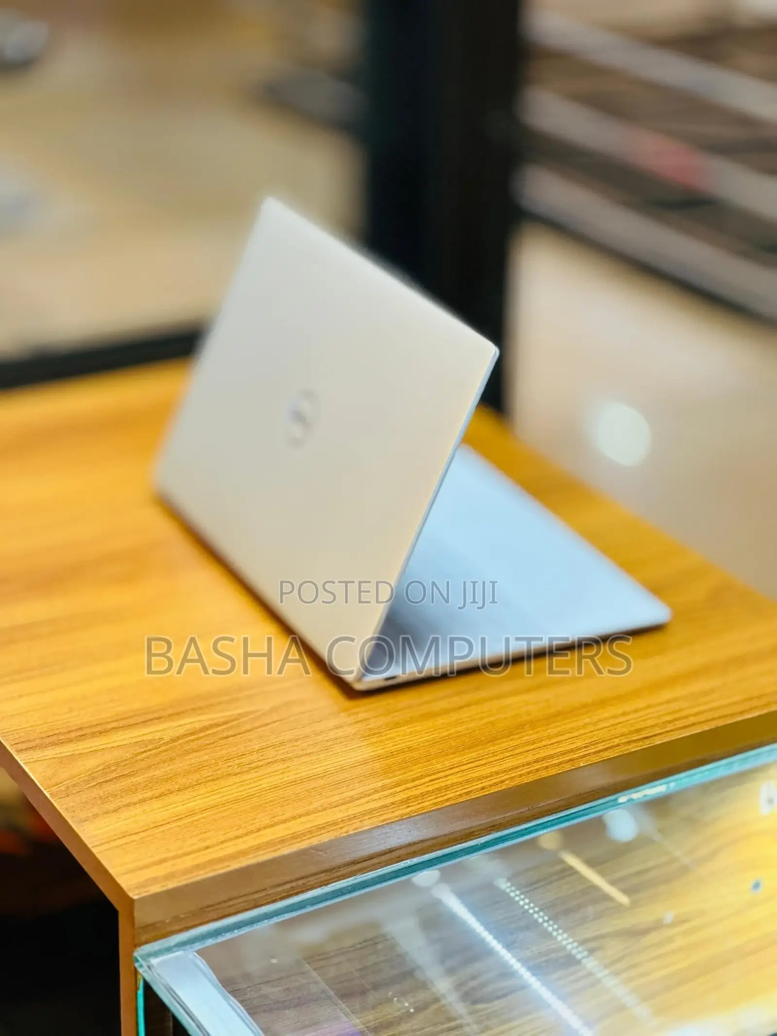 New Laptop Dell XPS 13 9320 16GB Intel Core i7 SSD 512GB