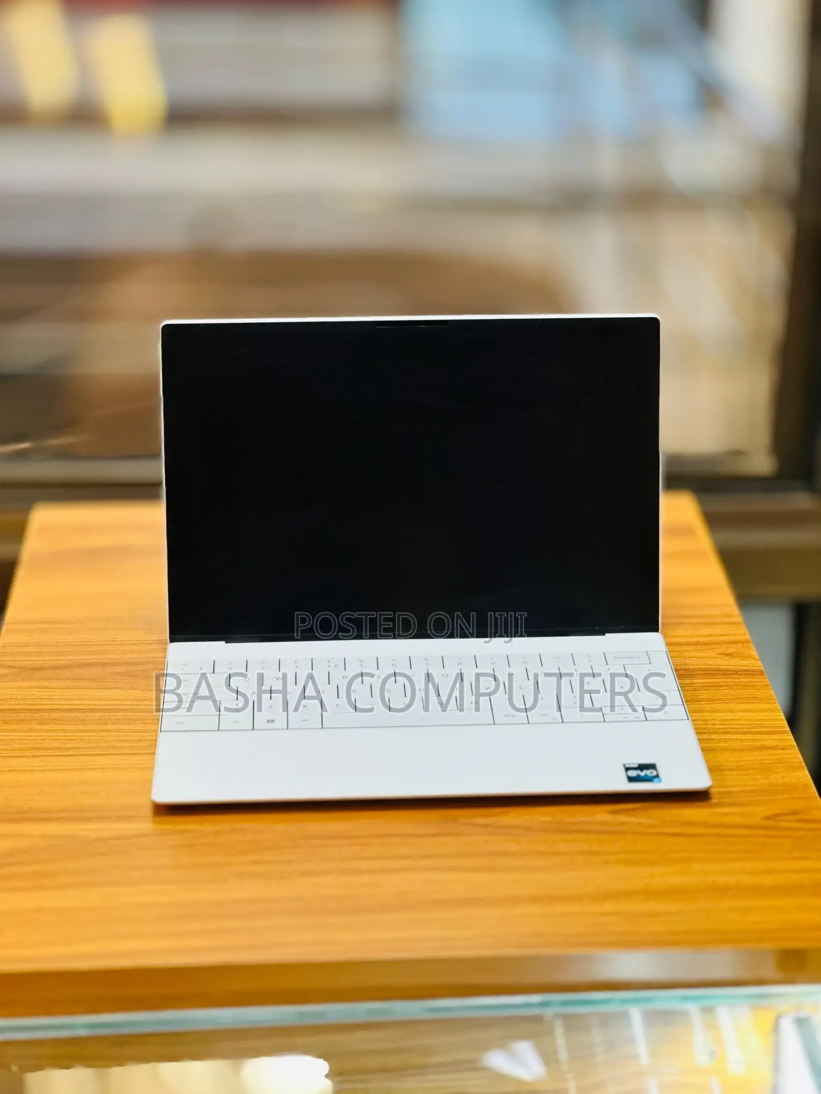 New Laptop Dell XPS 13 9320 16GB Intel Core i7 SSD 512GB