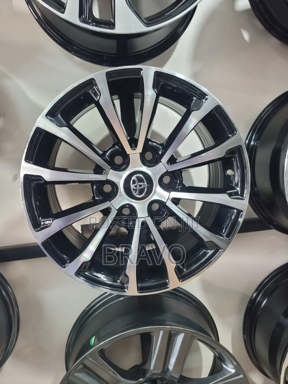 Size 17 New Rims for Land Cruiser Prado.