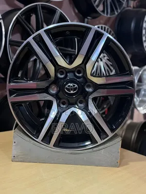 Size 17 New Rims for Land Cruiser Prado.