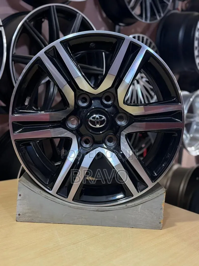 Size 17 New Rims for Land Cruiser Prado.