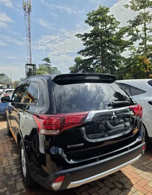 Mitsubishi Outlander SE AWC 2017 Black