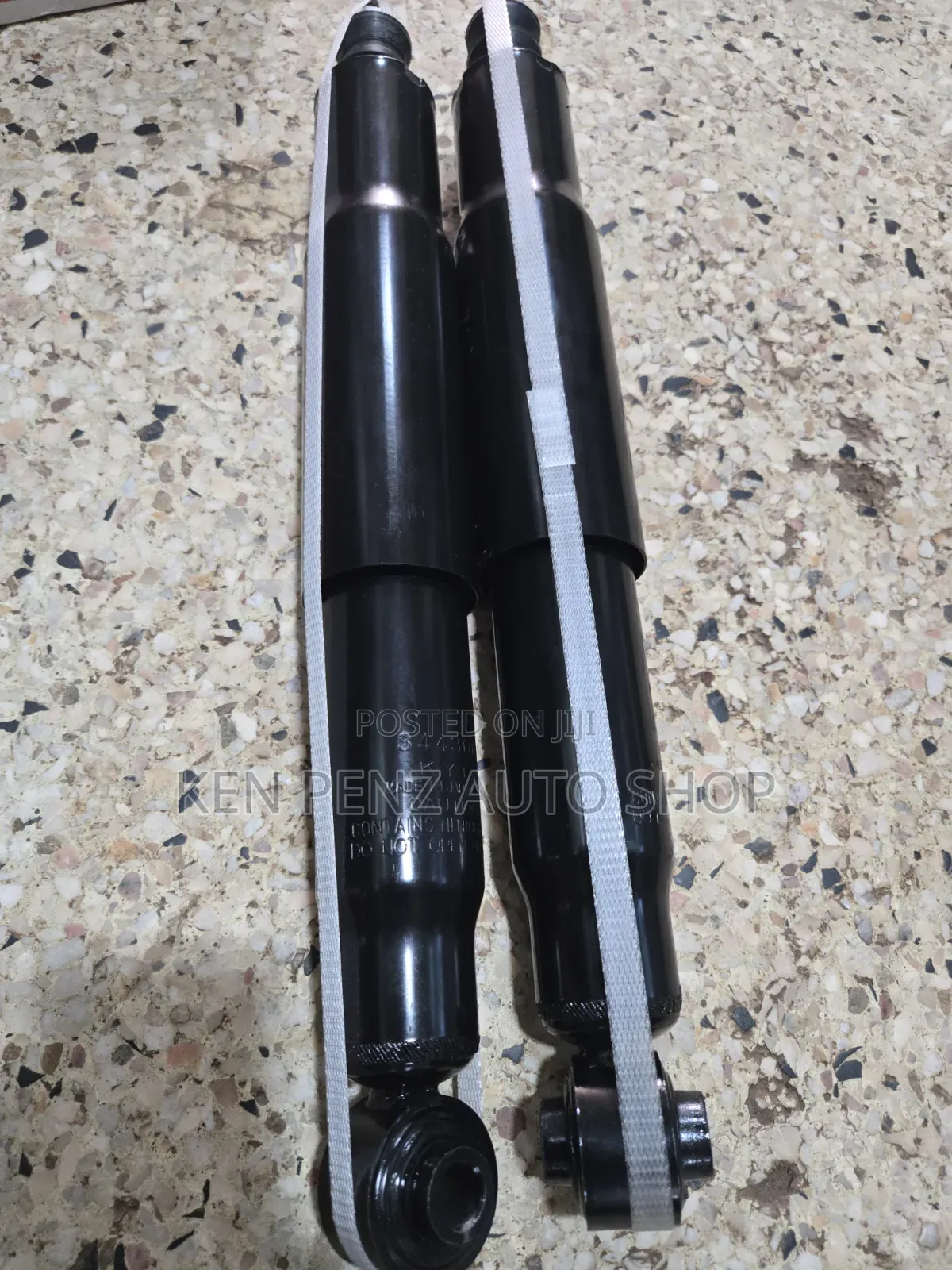 Mitsubishi Pajero 2008 - 2011 Rear Shock Absorbers