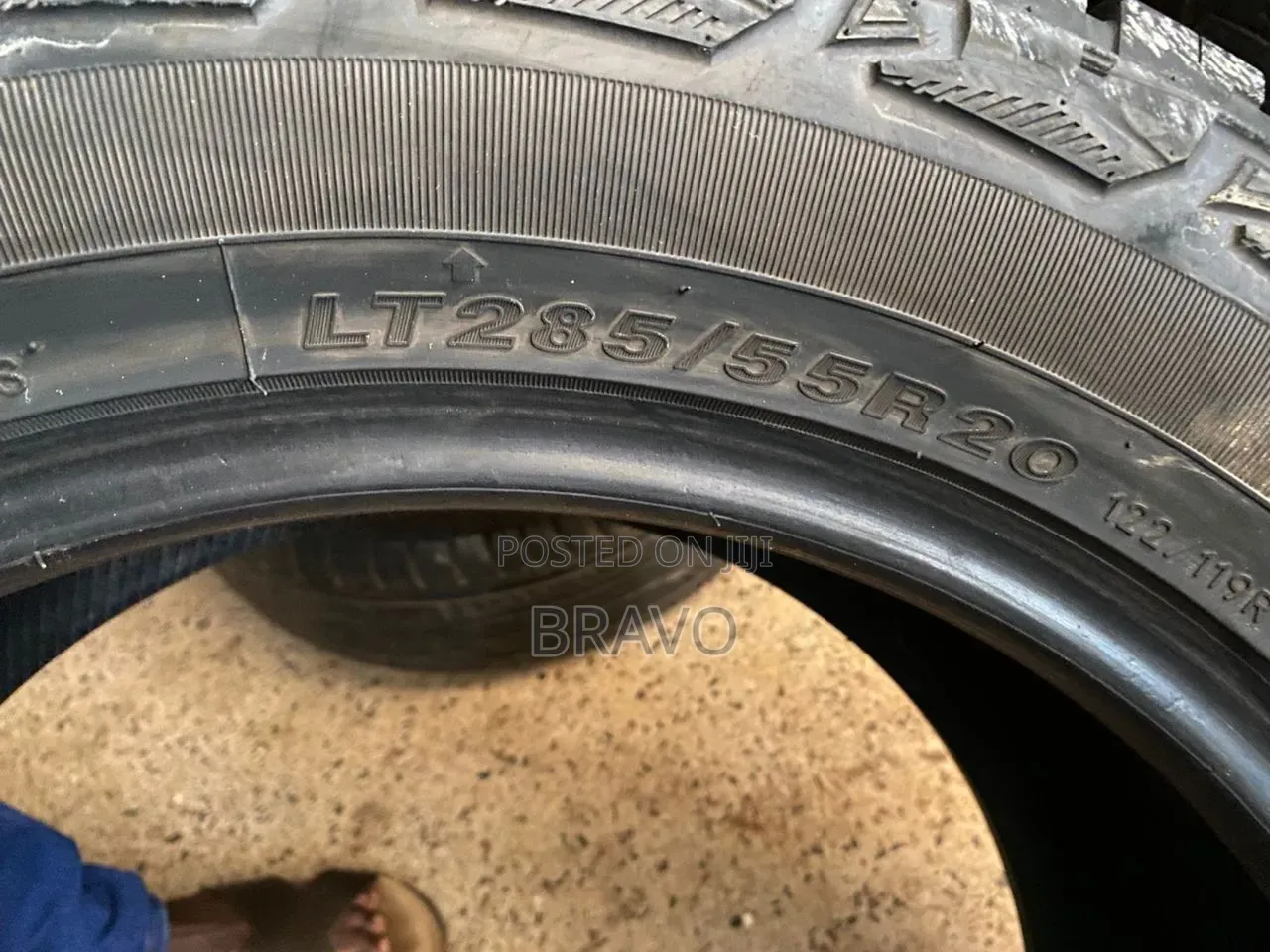 285/55r20 Good Condition Tyres for Land Cruiser