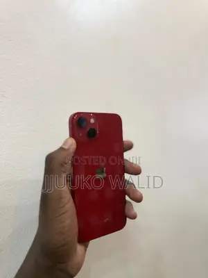 Apple iPhone 13 128 GB Red
