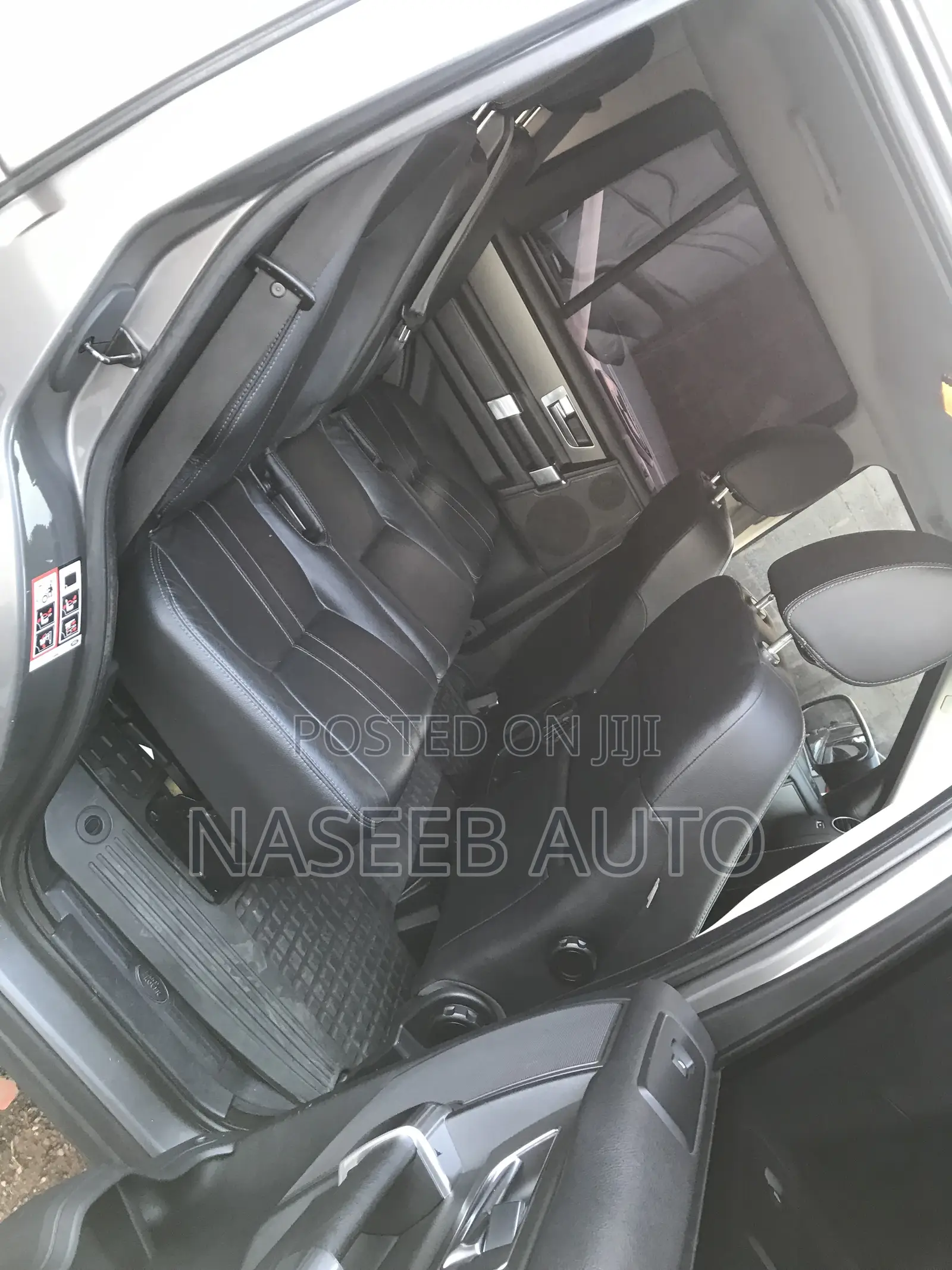 Land Rover Discovery 2013 Gray