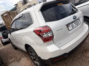 Subaru Forester 2013 White