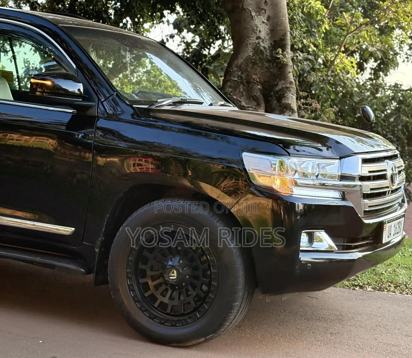 Toyota Land Cruiser 4.6 V8 ZX 2014 Black