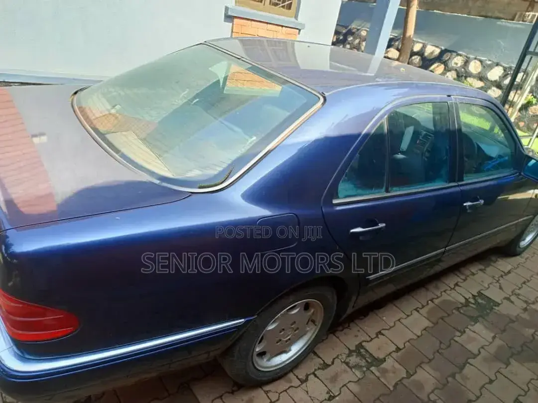 Mercedes-Benz E240 2002 Blue