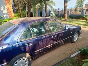 Mercedes-Benz E240 2002 Blue