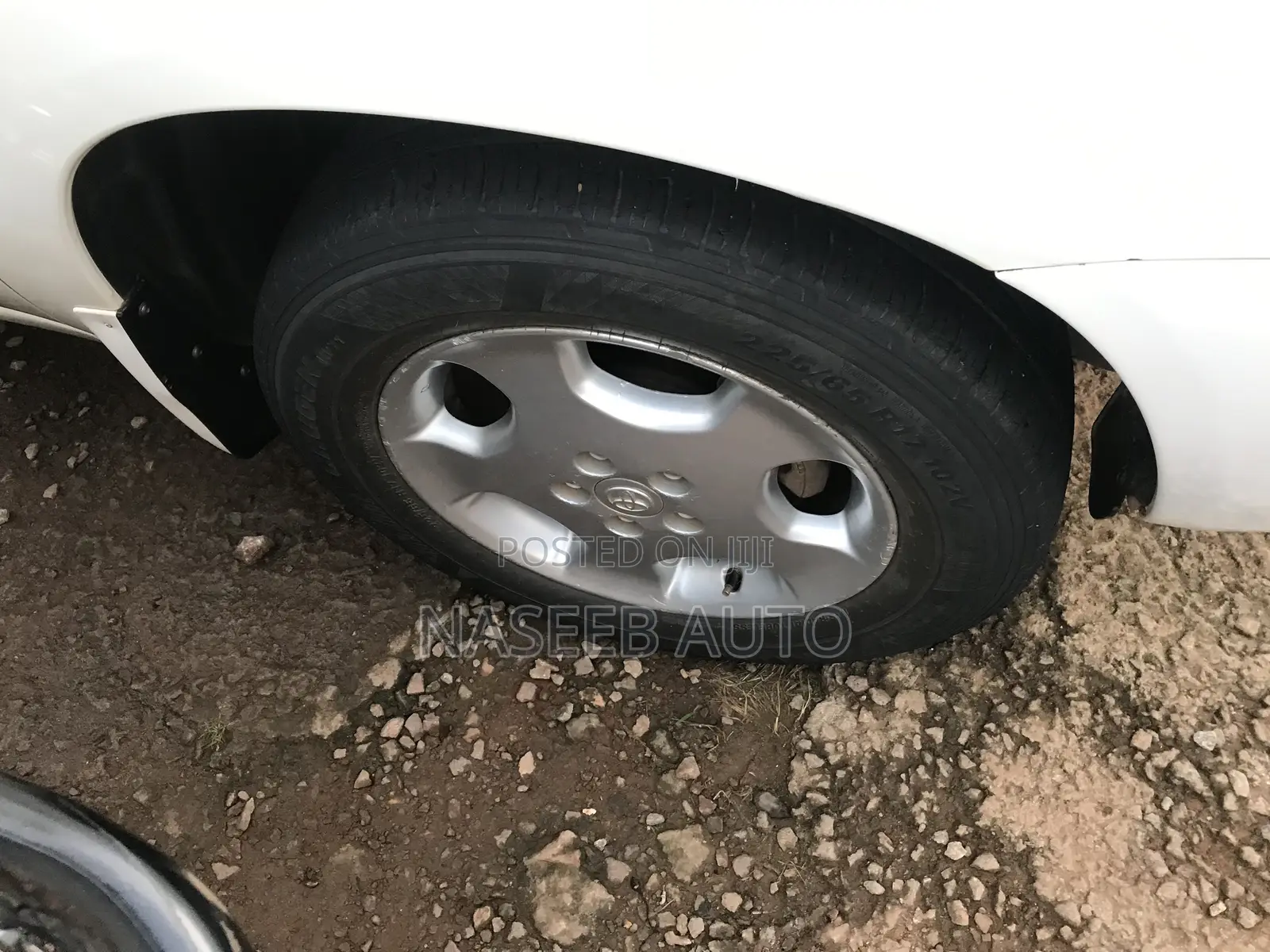 Toyota Kluger 2008 White
