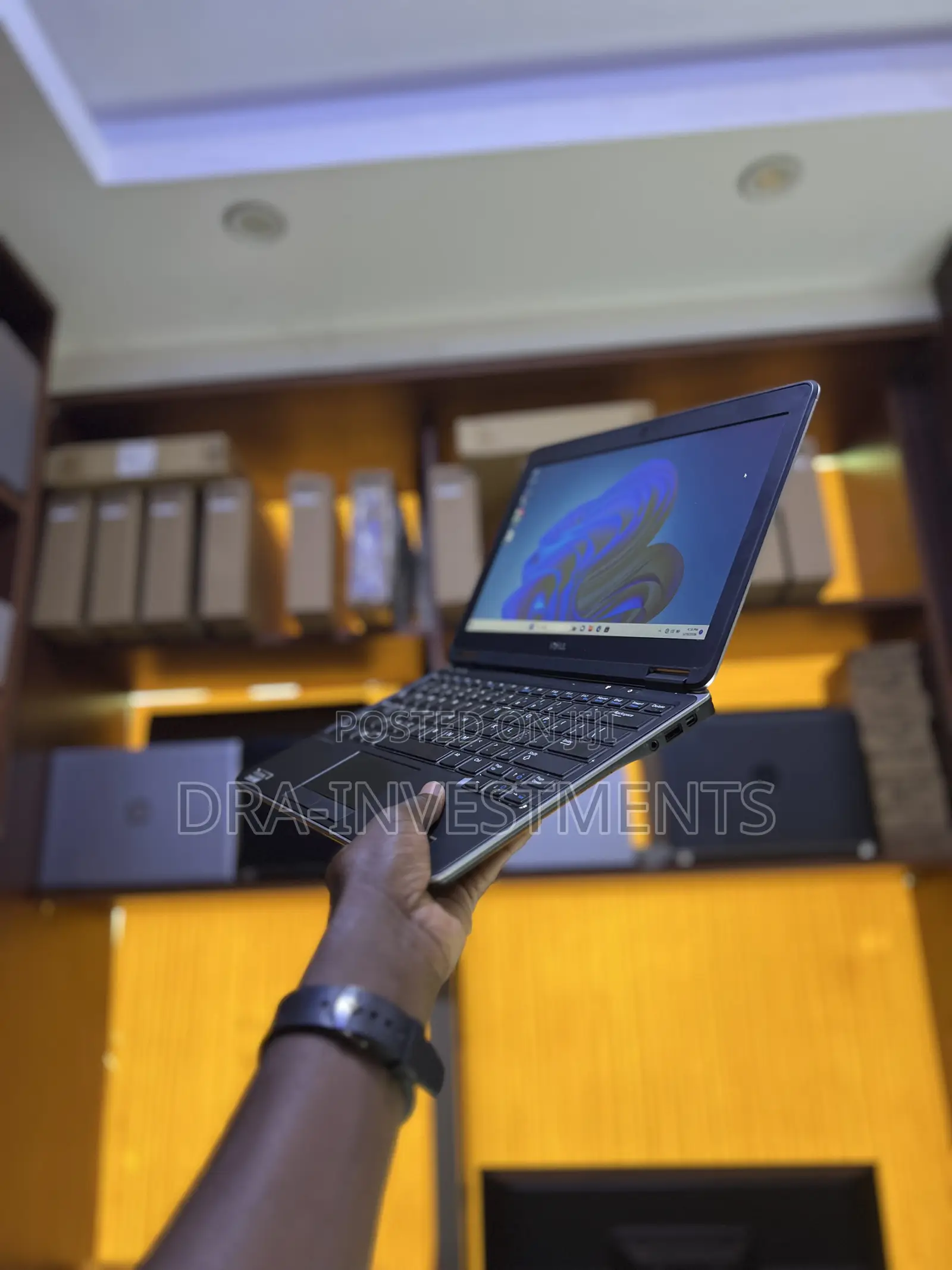 Laptop Dell Latitude E7240 4GB Intel Core i5 HDD+SSD 500GB