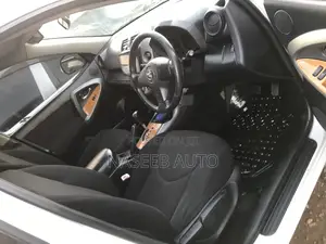 Toyota RAV4 2008 White