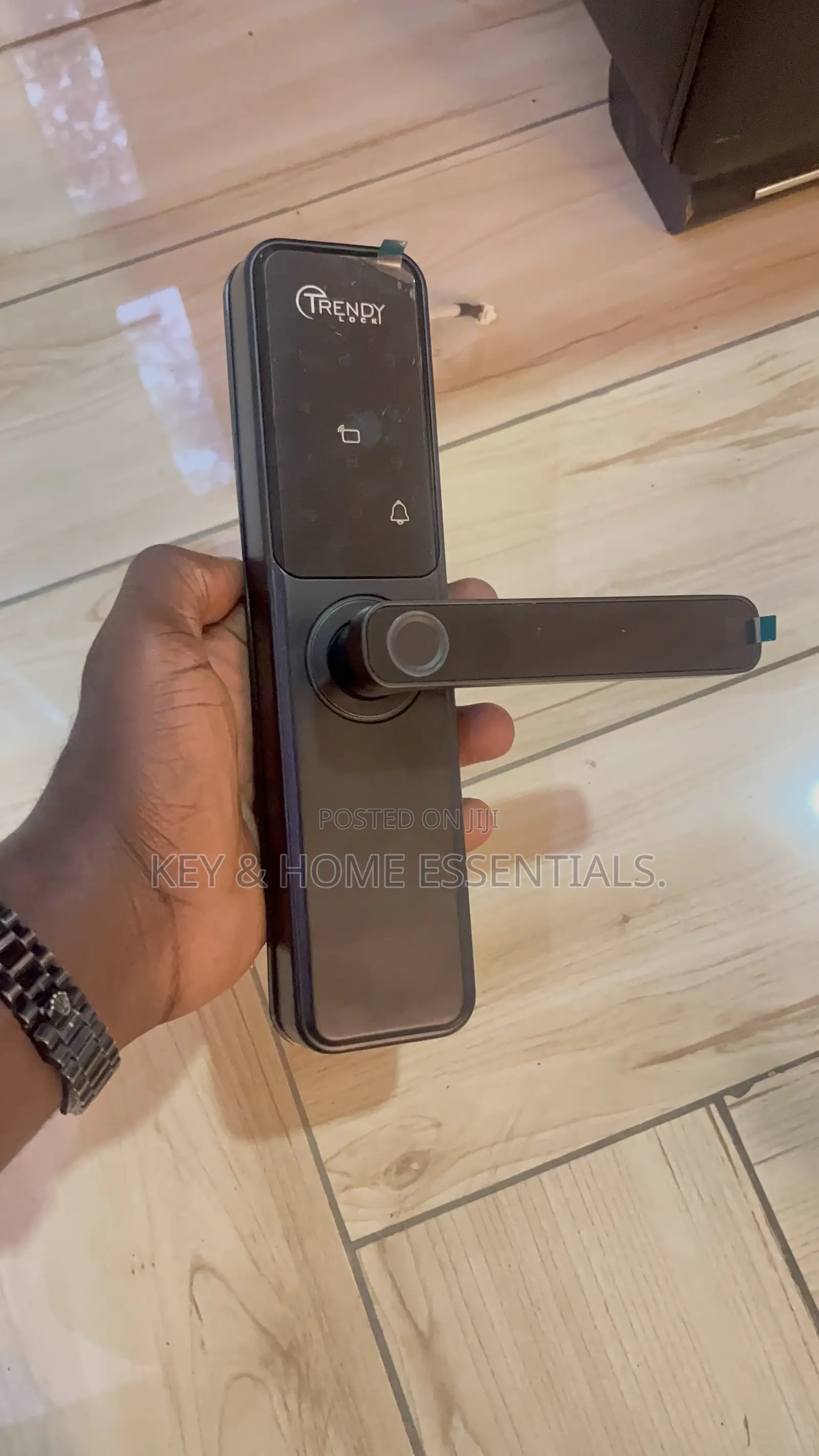 Trendy Smart Door Lock - 5-in-1 Keyless Entry (Biometric Wifi)