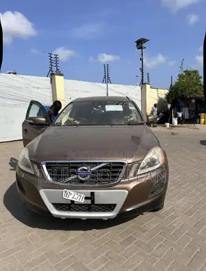 Volvo XC60 3.2 AWD 2012 Brown