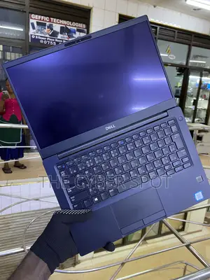 Laptop Dell Latitude 7390 8GB Intel Core i5 SSD 256GB