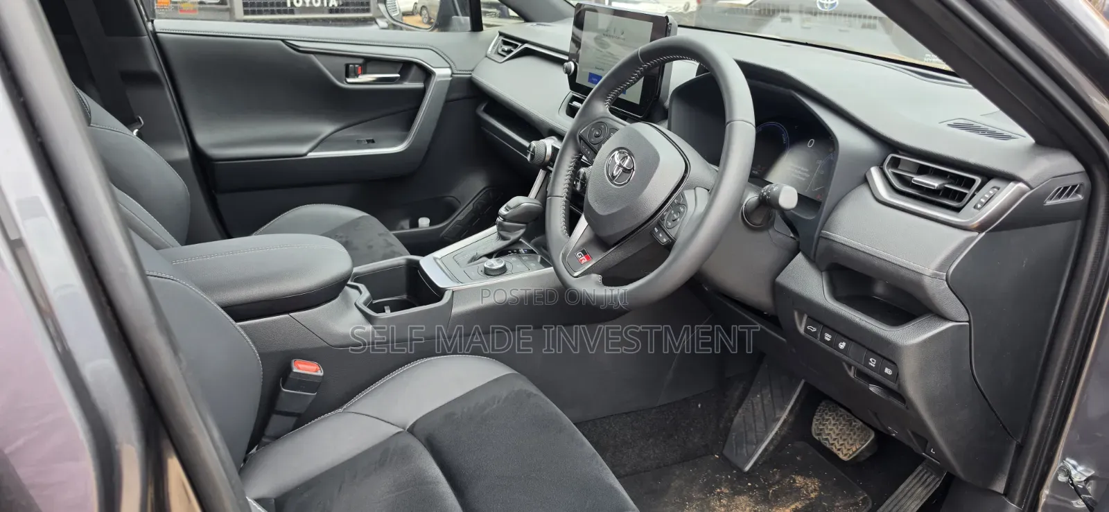 New Toyota RAV4 2025 Gray