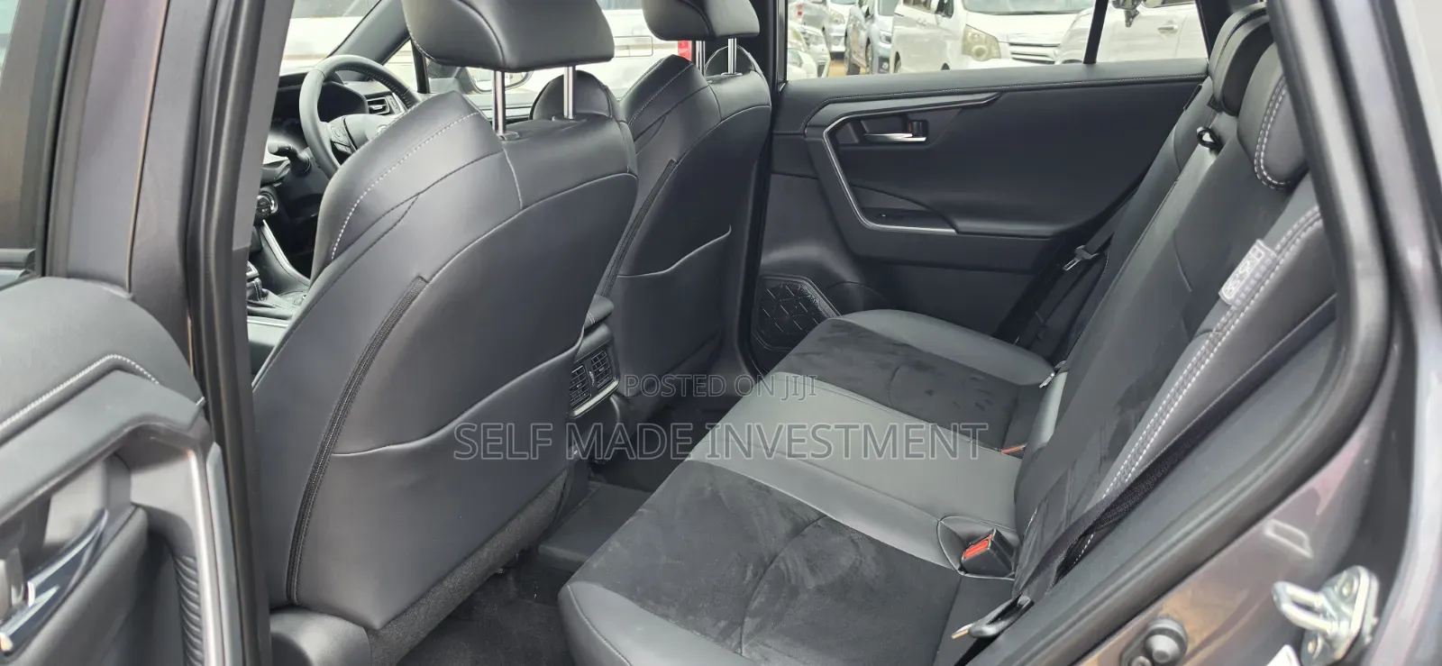 New Toyota RAV4 2025 Gray