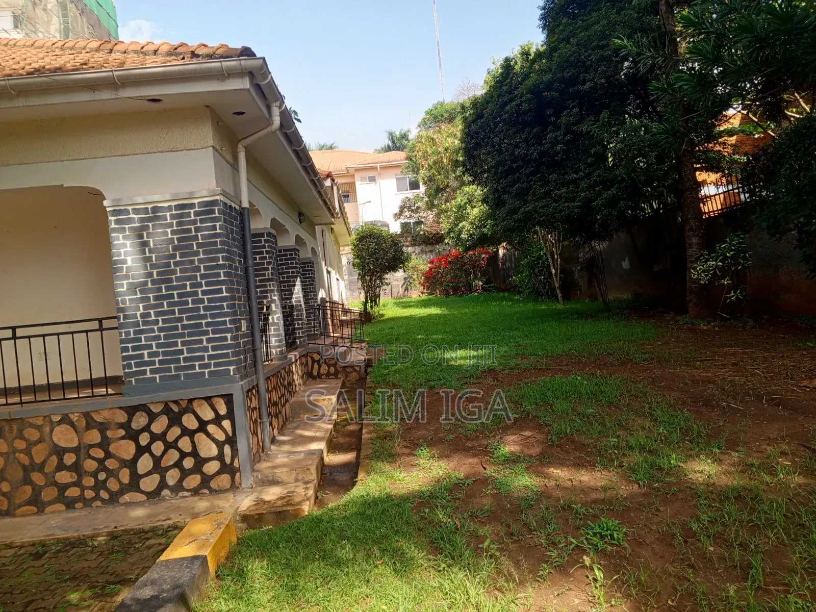 4bdrm Bungalow in Kololo Property, Central Division for rent