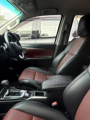 Toyota Fortuner 2.8 D AWD 2019 White