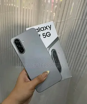 New Samsung Galaxy A17 5G 256 GB Gray