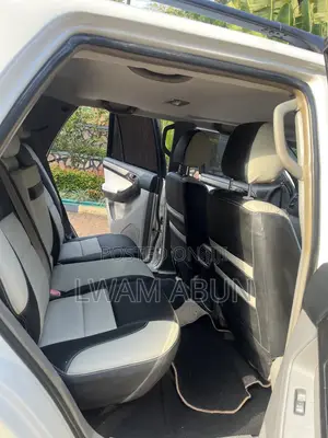 Toyota Hilux Surf 2.7 SSR 2004 White