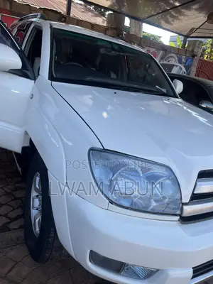 Toyota Hilux Surf 2.7 SSR 2004 White