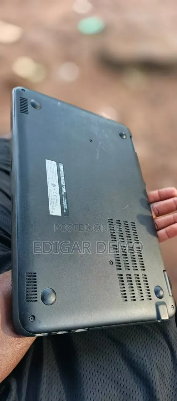 Laptop Dell 4GB SSD 128GB