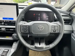 New Toyota RAV4 XLE Premium 2025 Silver