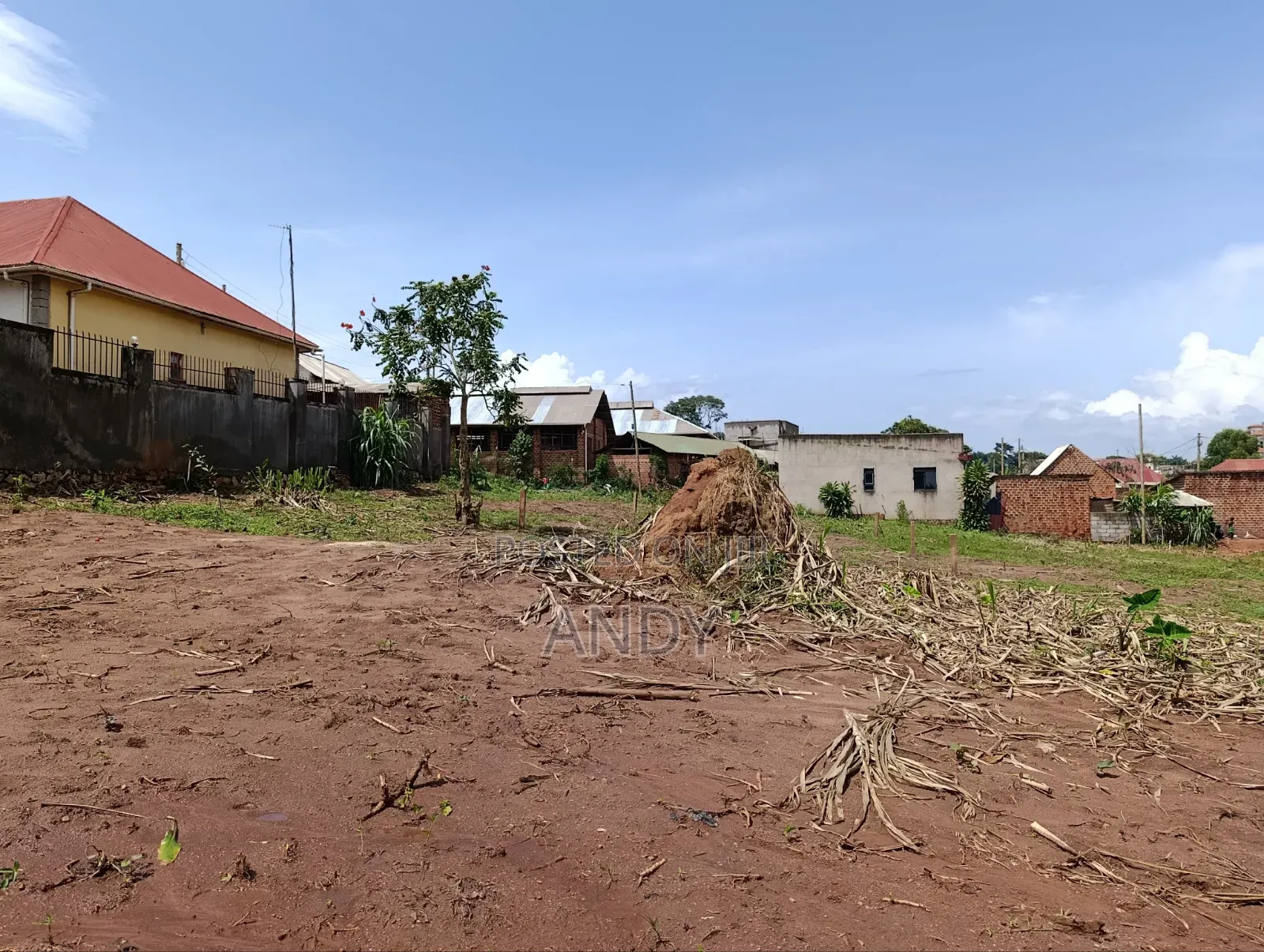 Plot for Sale Ndejje, Kanaba Entebbe Road 50/100ft