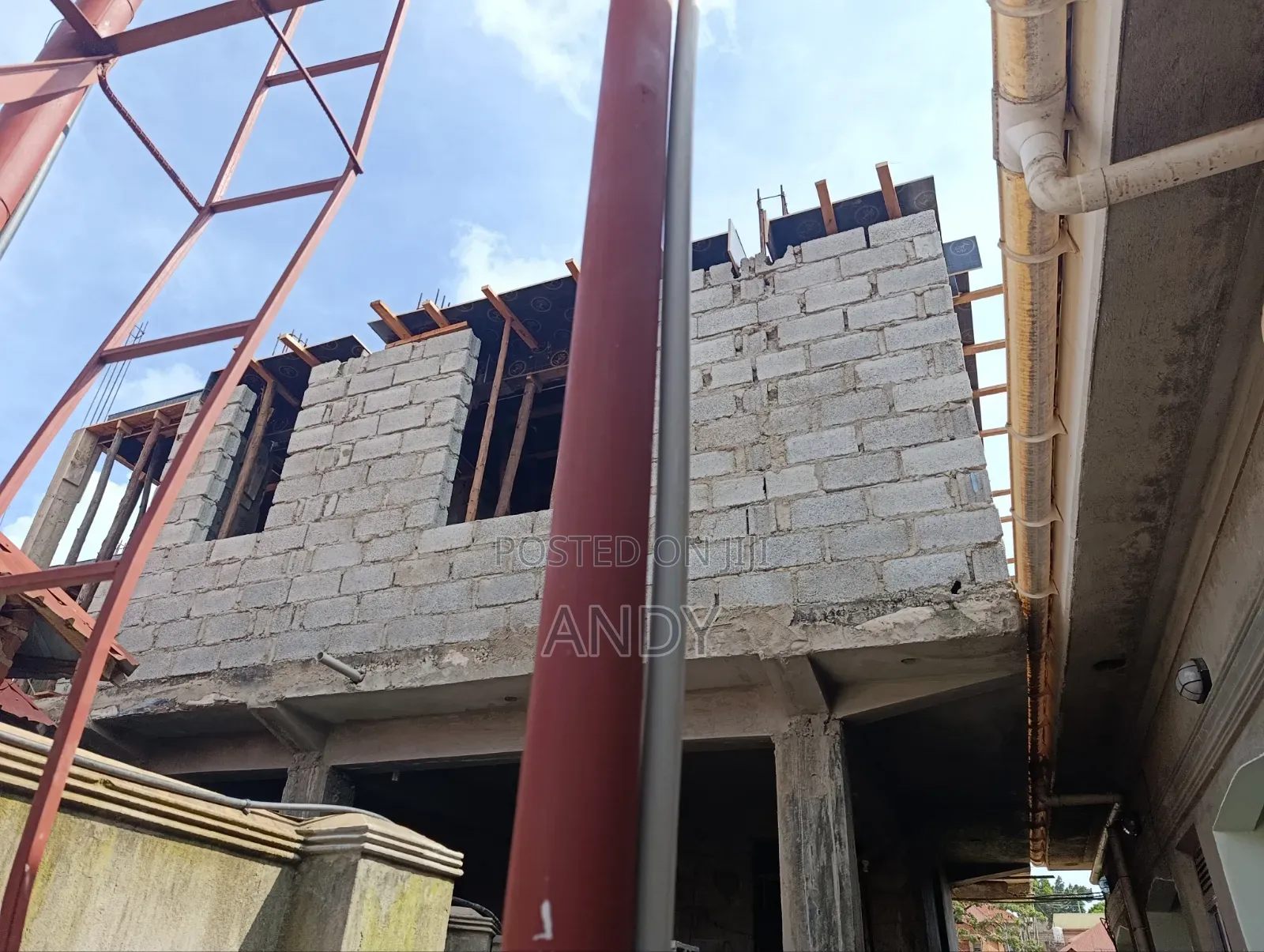 12 Units Storey Shell on Sale Ndejje Lubugumu