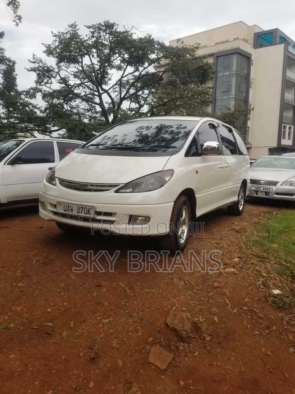 Toyota Estima 2003 White