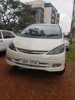 Toyota Estima 2003 White